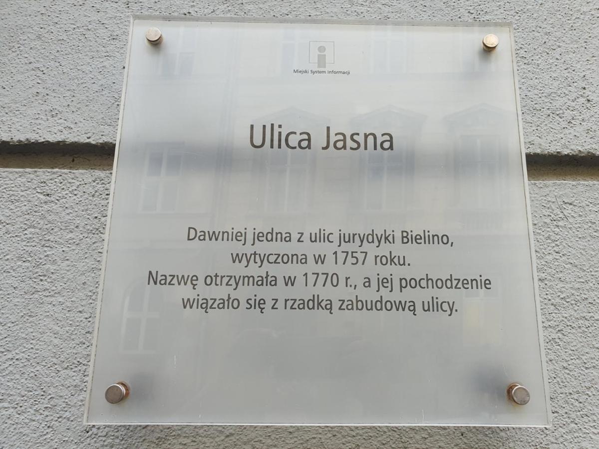 Jasna Hostelik Self Check-In Varşovia Exterior foto